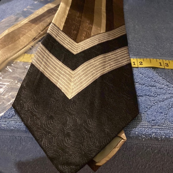 x’Andrini Men’s Necktie NEW - Picture 1 of 4